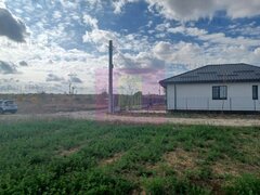Gulia, teren intravilan curti-constructii, 516 mp, utilitati aproape